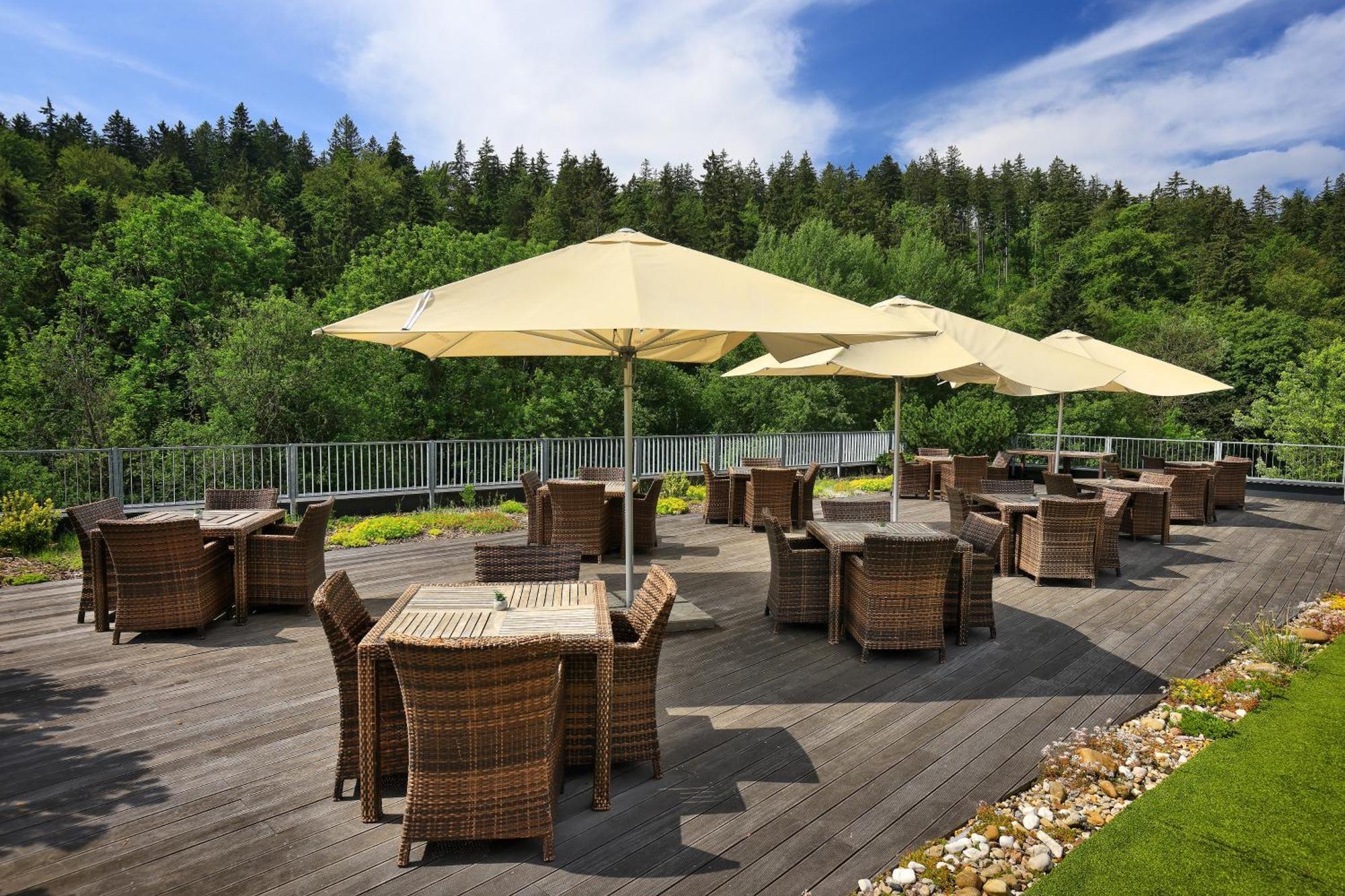 Omnia Hotel Relax & Wellness 扬斯凯拉兹涅 外观 照片
